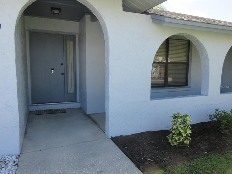 1309 Windjammer Pl, Valrico, FL 33594