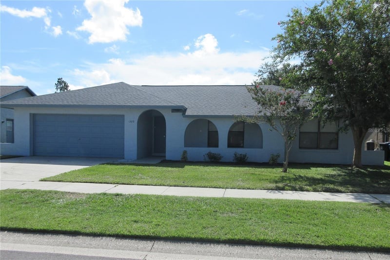 1309 Windjammer Pl, Valrico, FL 33594