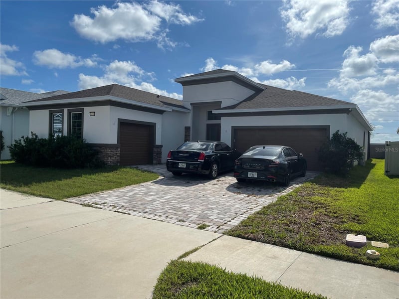 8788 Drummer Plank Dr, Wesley Chapel, FL 33545