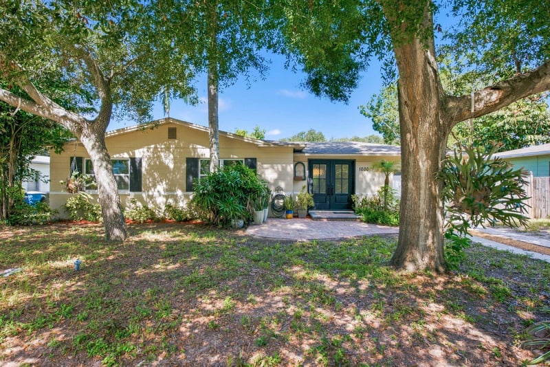 1000 Evergreen Ave, Clearwater, FL 33756
