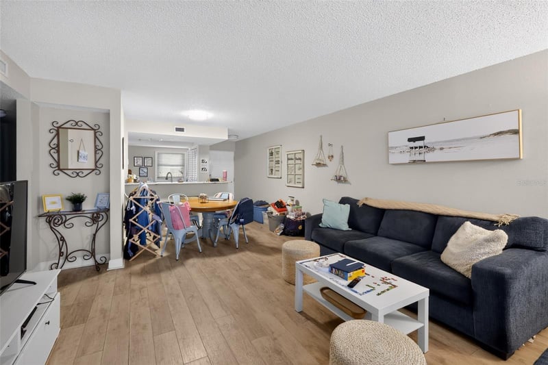 2650 Countryside Blvd #B104, Clearwater, FL 33761