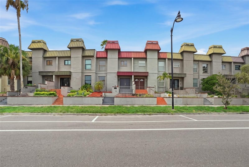 170 Davis Blvd, Tampa, FL 33606