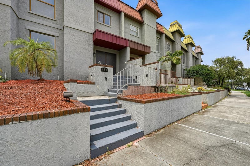170 Davis Blvd, Tampa, FL 33606