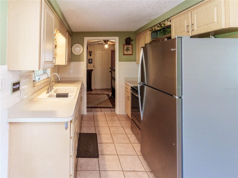 6155 Illinois Ave, New Port Richey, FL 34653