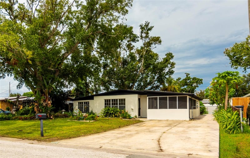 5116 Eldorado Dr, Tampa, FL 33615