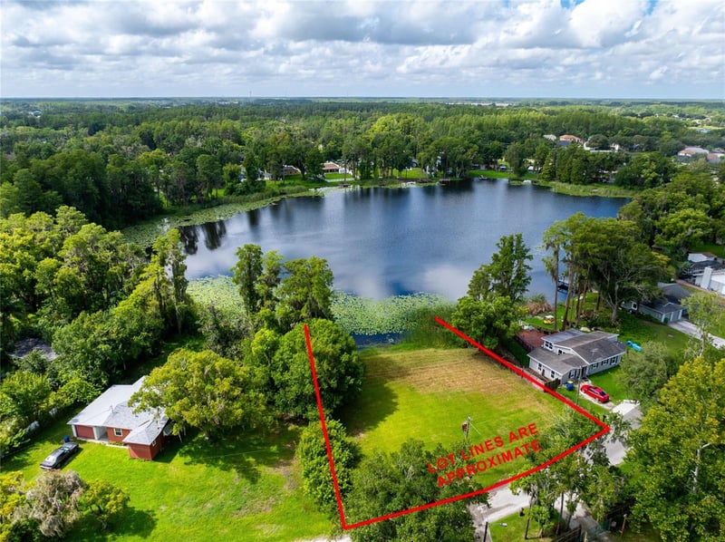 21414 Lake Sharon Dr, Land O Lakes, FL 34638