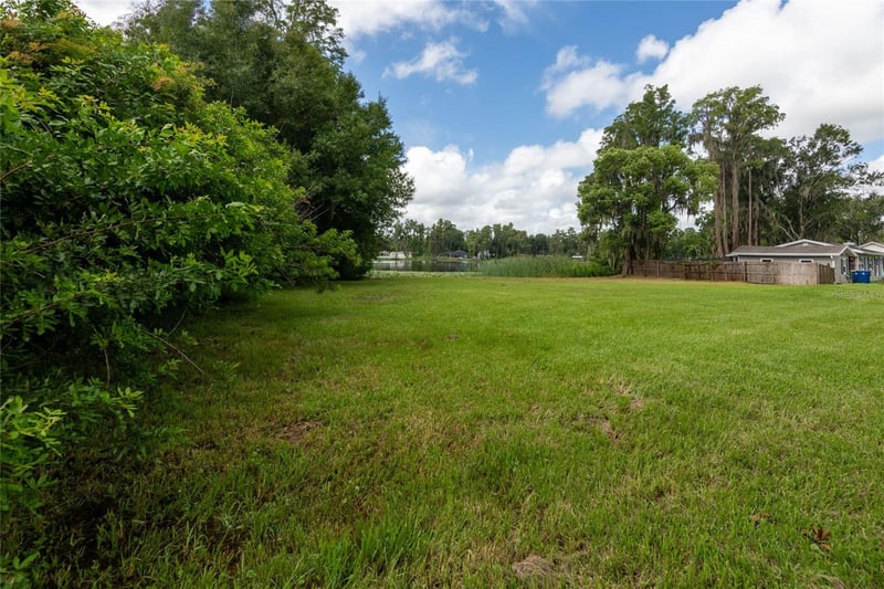 21414 Lake Sharon Dr, Land O Lakes, FL 34638