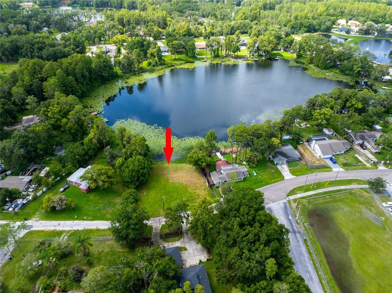 21414 Lake Sharon Dr, Land O Lakes, FL 34638