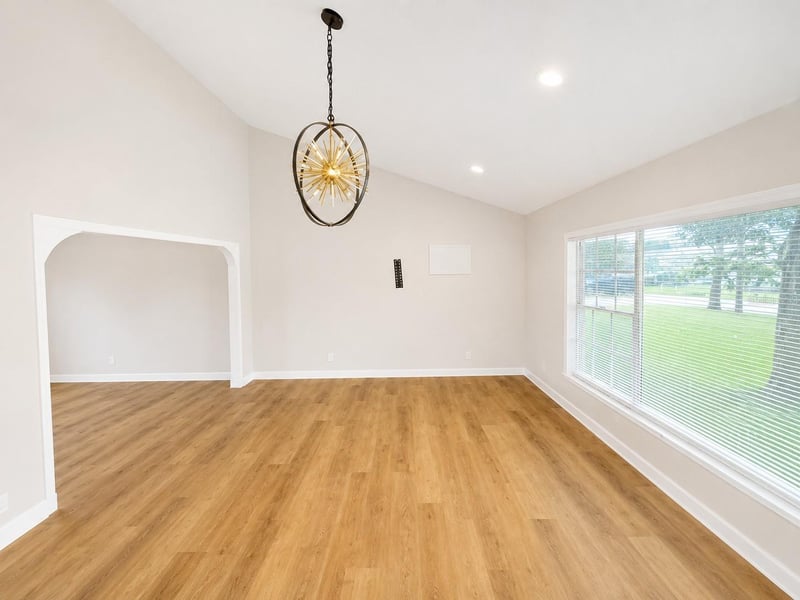 118 2nd St NW, Ruskin, FL 33570