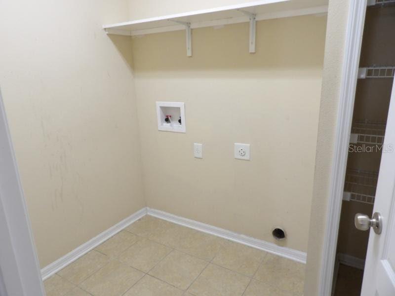 12669 Belcroft Dr, Riverview, FL 33579