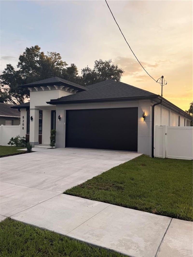 8208 Elmer St, Tampa, FL 33604
