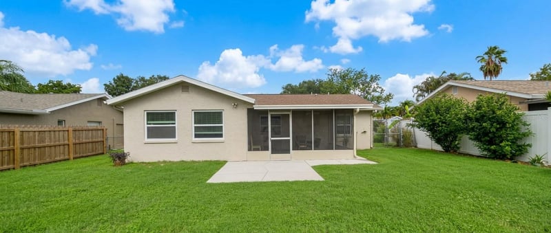 1633 St Catherine Dr, Dunedin, FL 34698
