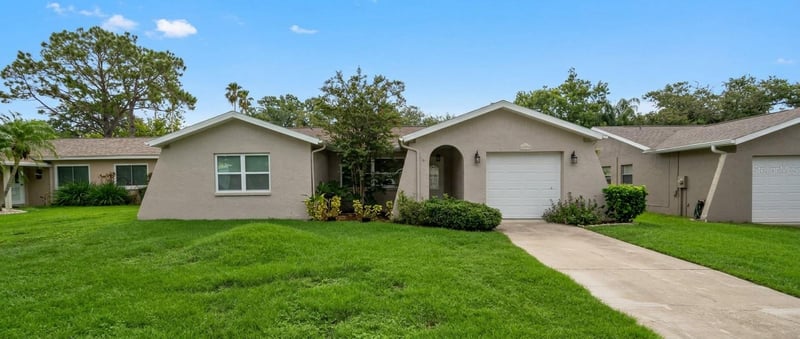 1633 St Catherine Dr, Dunedin, FL 34698