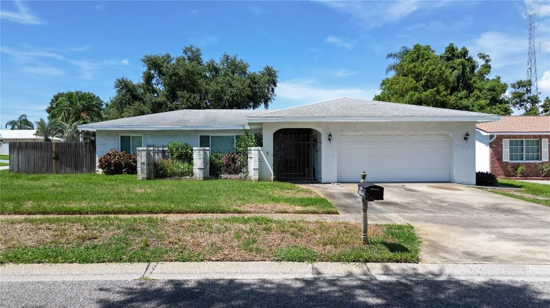 11051 130th Ave, Largo, FL 33778