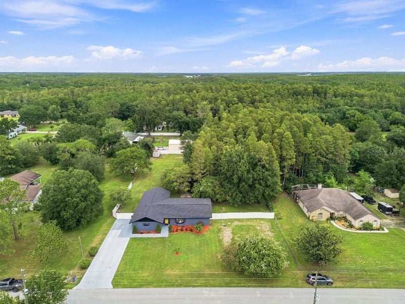 17933 Eagle Ln, Lutz, FL 33558