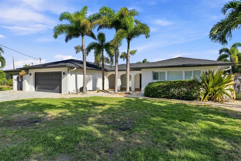 320 Palm ISLAND, Clearwater Beach, FL 33767
