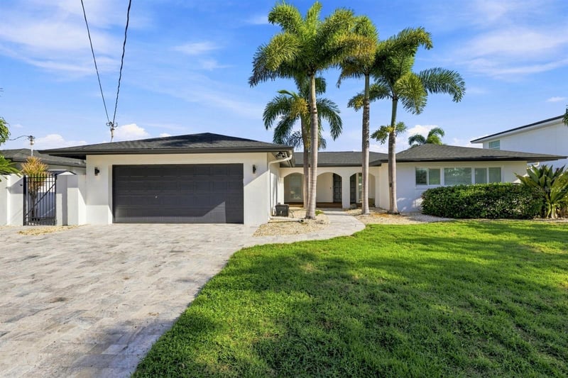 320 Palm ISLAND, Clearwater Beach, FL 33767