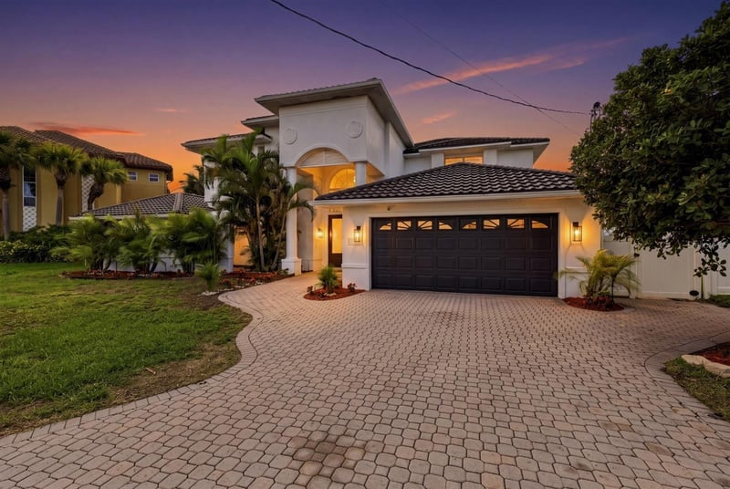 461 Palm ISLAND, Clearwater Beach, FL 33767