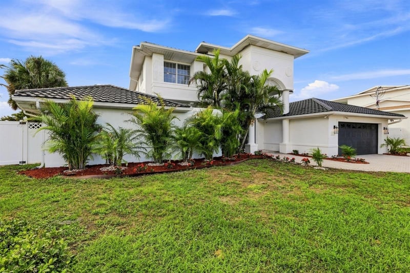 461 Palm ISLAND, Clearwater Beach, FL 33767