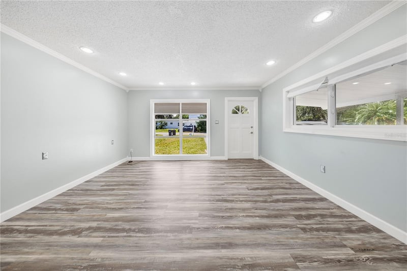 5043 Osprey Ln, New Port Richey, FL 34652