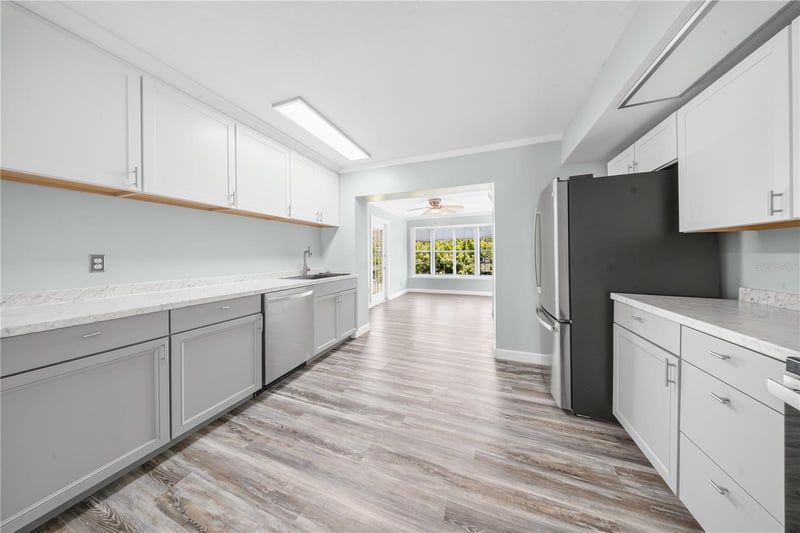 5043 Osprey Ln, New Port Richey, FL 34652