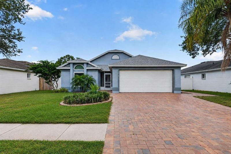 5910 Button Quail Ct, Tampa, FL 33624