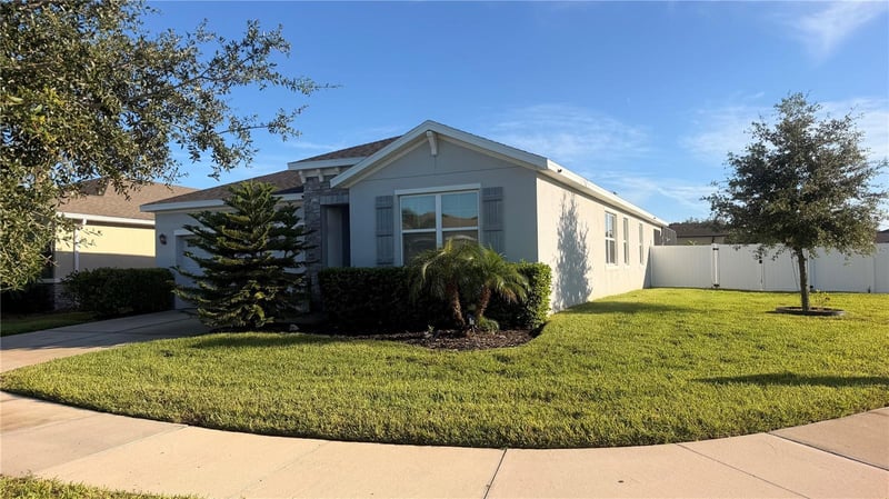 13301 Waterleaf Garden Cir, Riverview, FL 33579