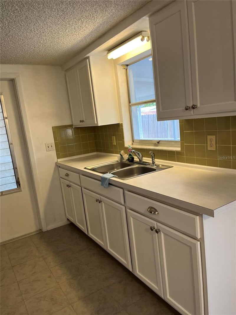 3632 Pensdale Dr, New Port Richey, FL 34652