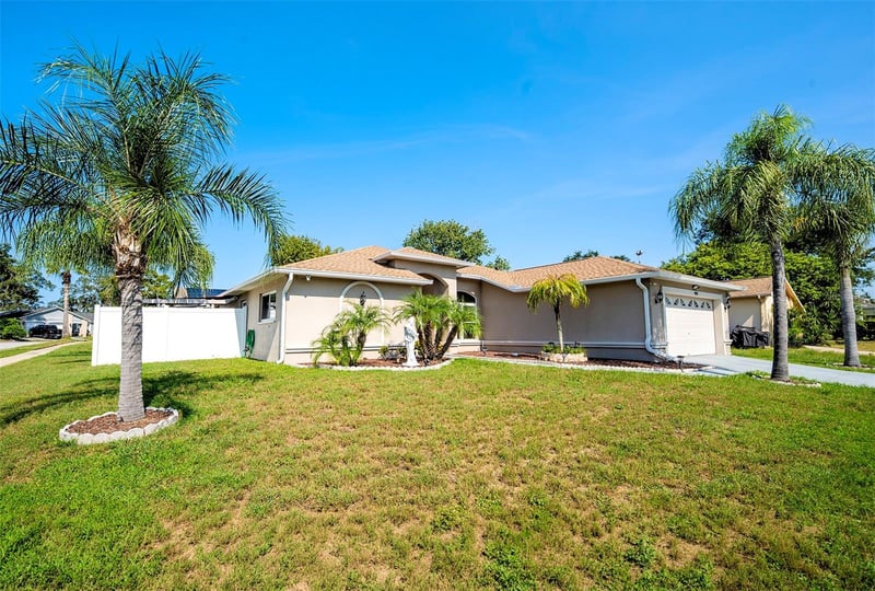 8128 Golden Bear Loop, Port Richey, FL 34668
