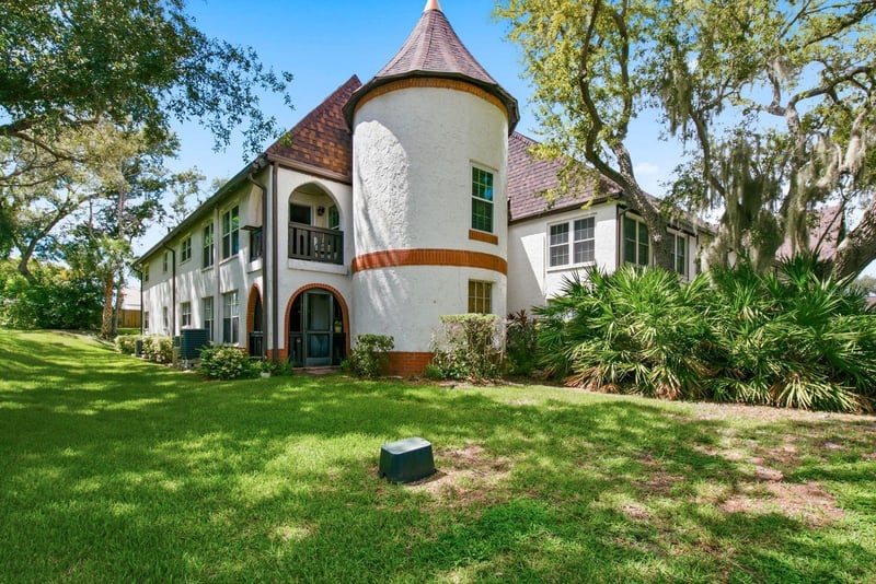 230 N Bayshore Blvd #207, Clearwater, FL 33759