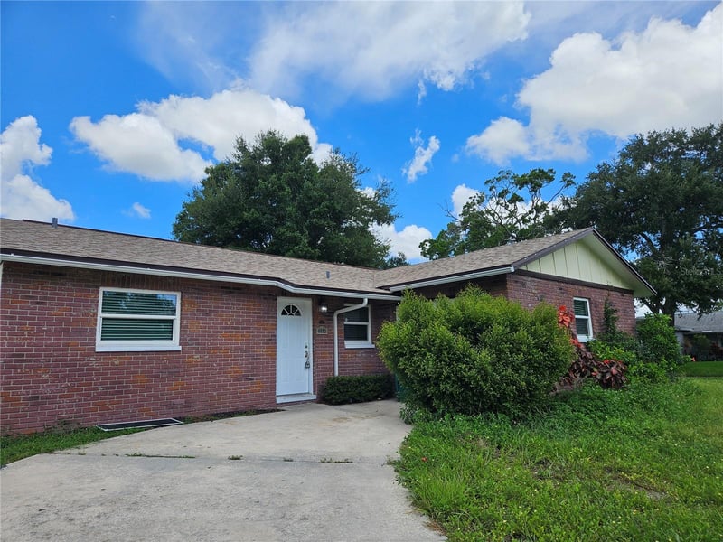 6092 Burch St, St Petersburg, FL 33709