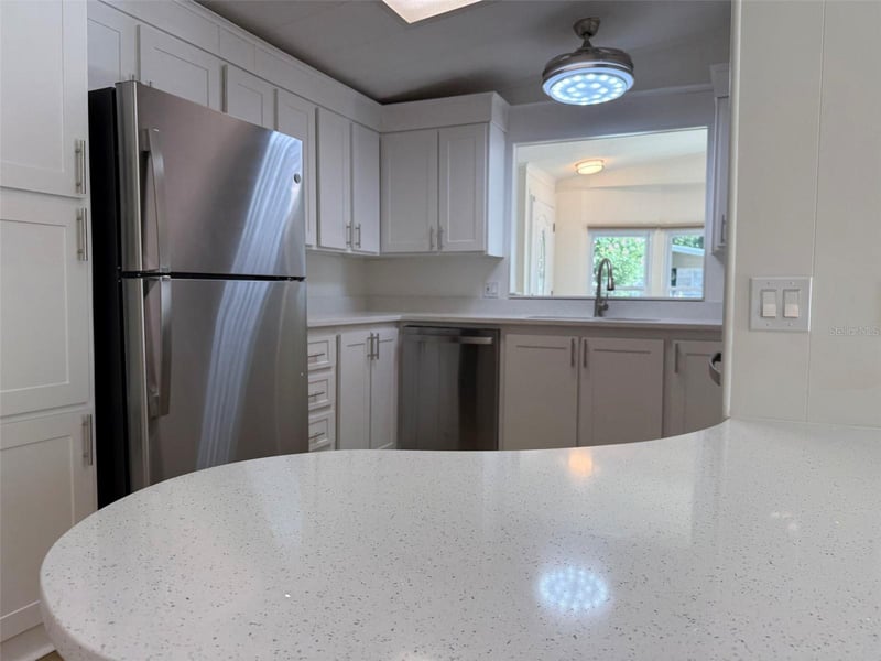 130 Clubview Dr #2, Safety Harbor, FL 34695