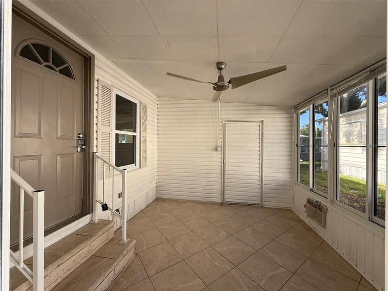 130 Clubview Dr #2, Safety Harbor, FL 34695