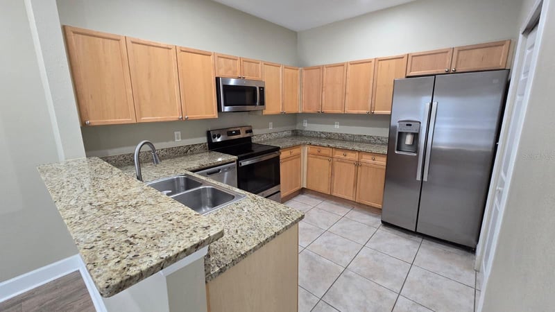 6508 Quiet Pool Ct, Apollo Beach, FL 33572