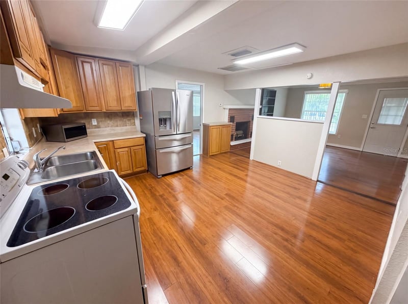 345 Acropolis Dr, Dunedin, FL 34698