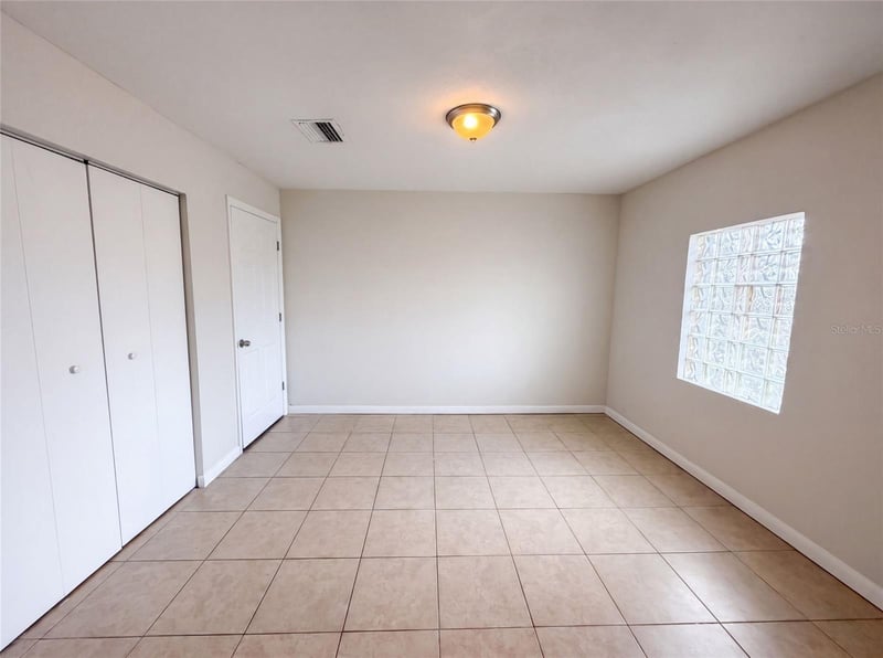 7018 Lynwood Dr, Tampa, FL 33637