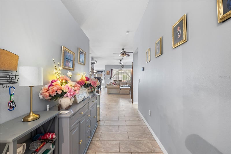 16309 Bridgeglade Ln, Lithia, FL 33547
