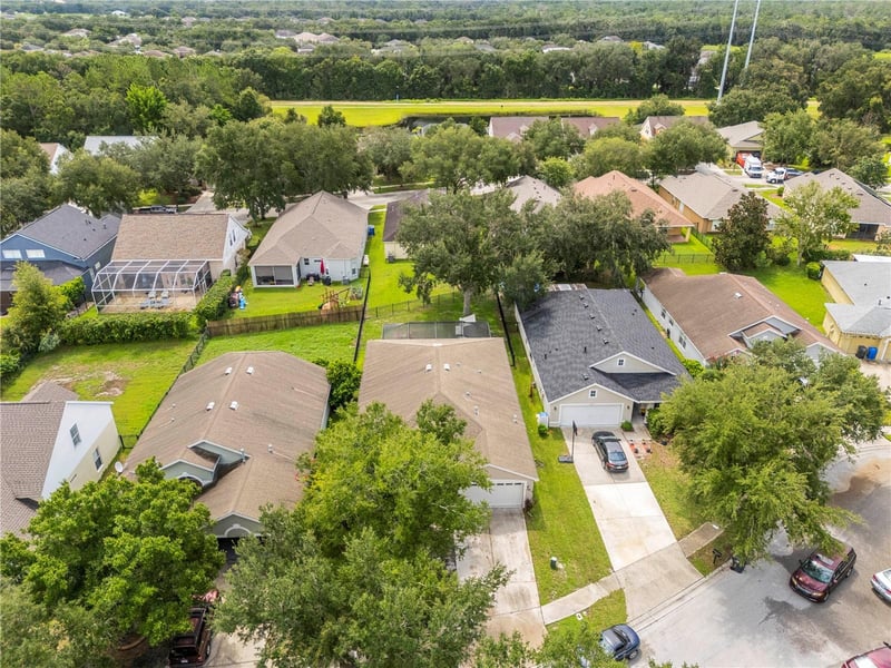 16309 Bridgeglade Ln, Lithia, FL 33547