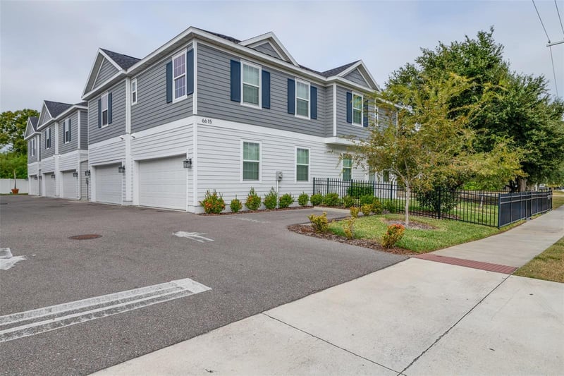 6615 S Manhattan Ave #2, Tampa, FL 33616