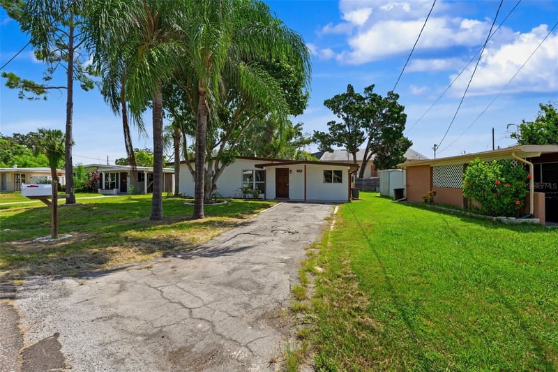 7377 Royal Palm Dr, New Port Richey, FL 34652