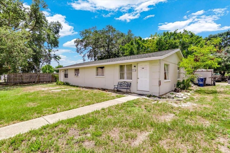 4306 9th St E, Bradenton, FL 34208