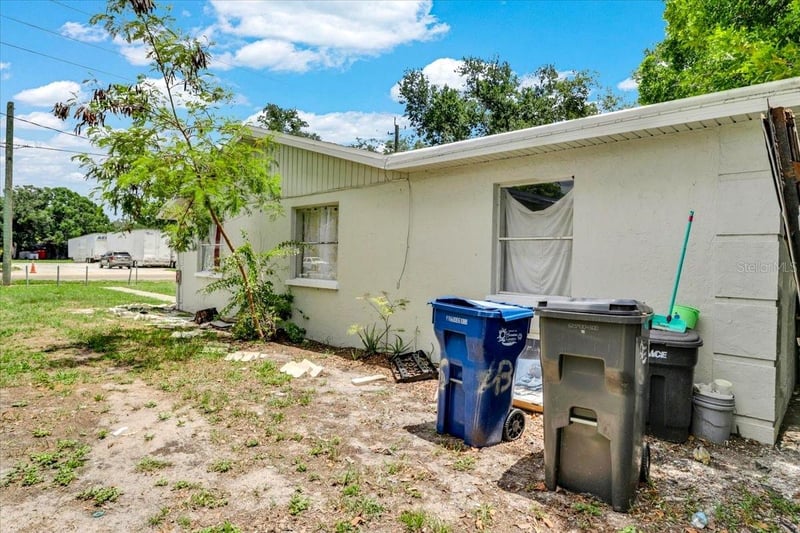 4306 9th St E, Bradenton, FL 34208