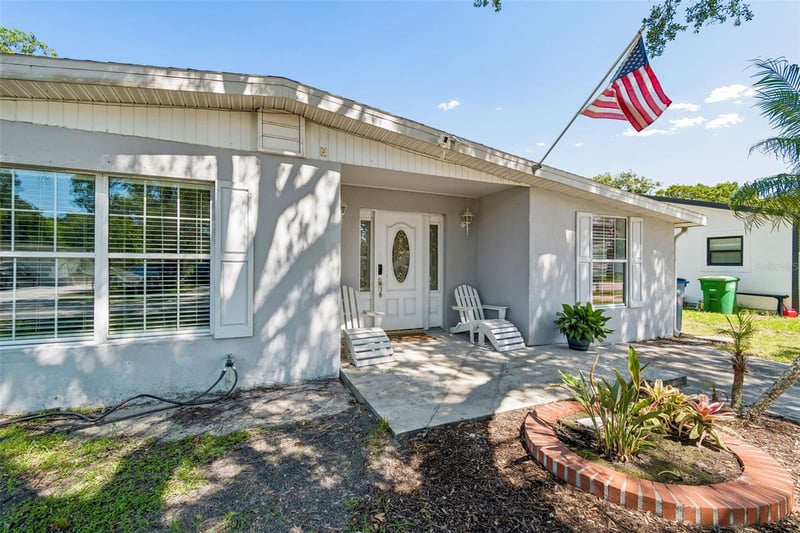 6330 S Renellie Ct, Tampa, FL 33616