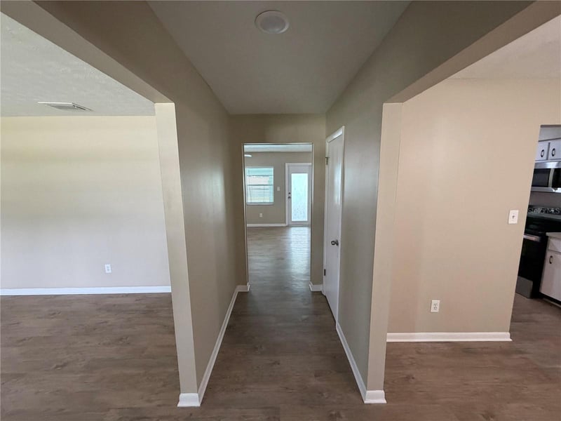 509 Clemons Rd, Brandon, FL 33510