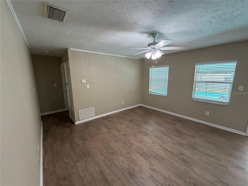 509 Clemons Rd, Brandon, FL 33510
