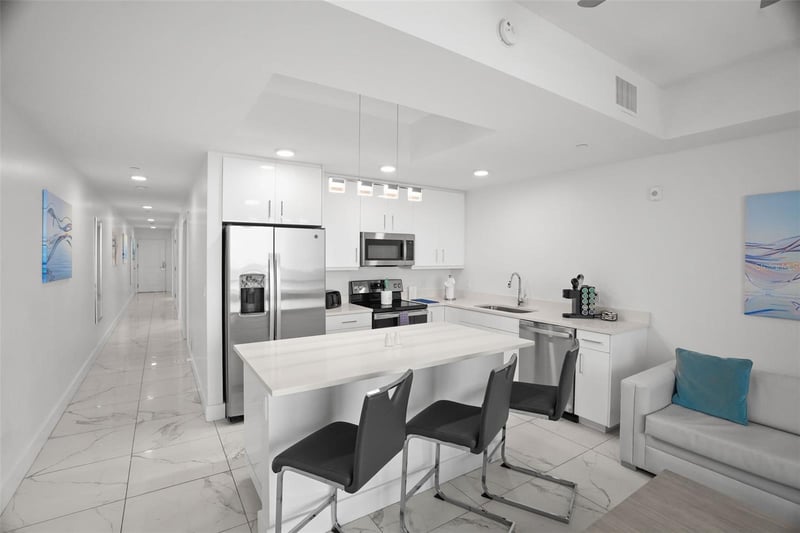 11500 Gulf Blvd #603, Treasure Island, FL 33706