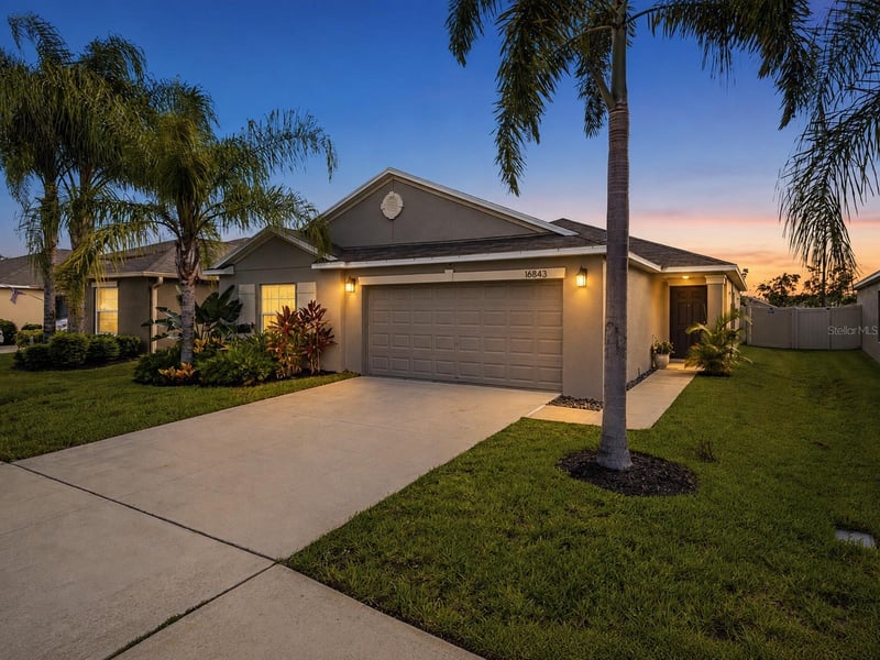 16843 Peaceful Valley Dr, Wimauma, FL 33598