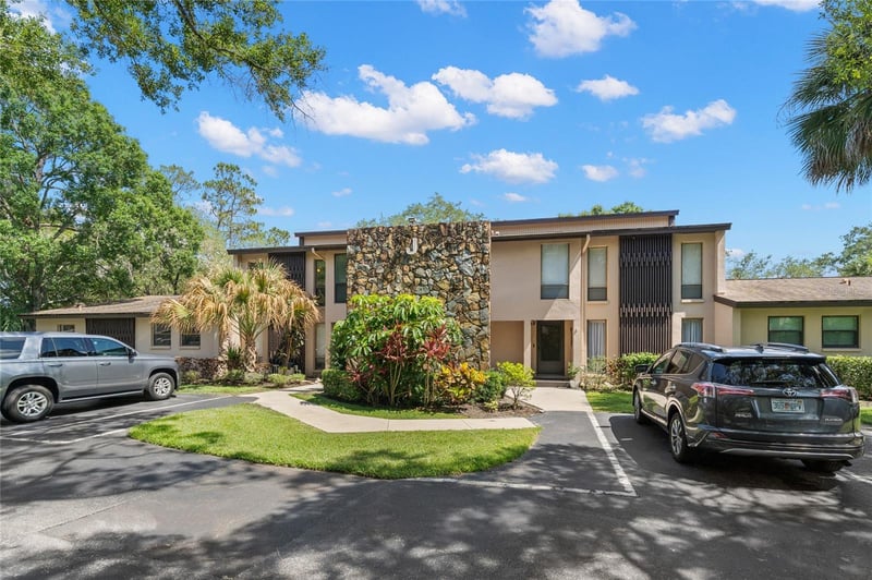 1400 Tarpon Woods Blvd #D5, Palm Harbor, FL 34685