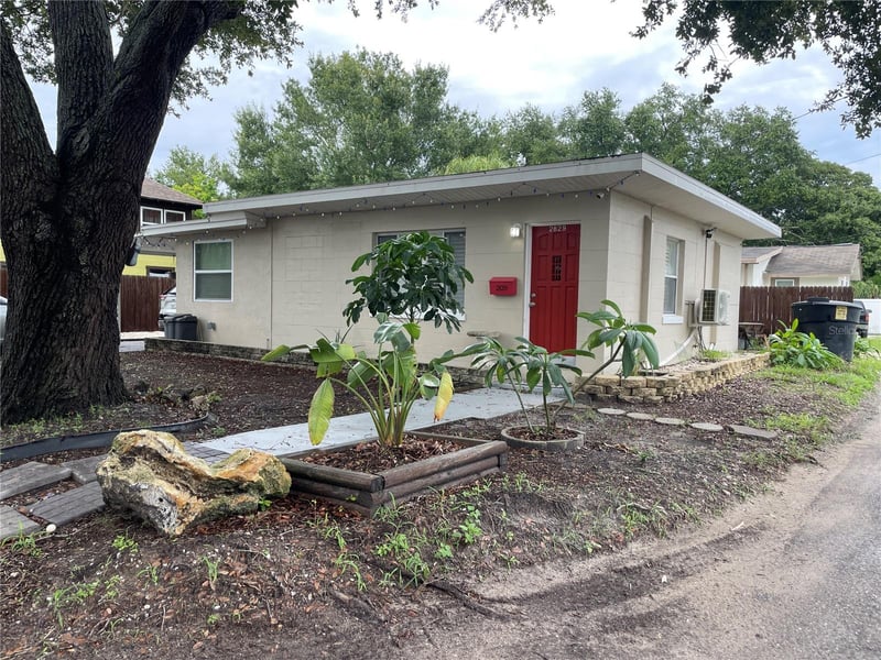 2829 21st St N, St Petersburg, FL 33713