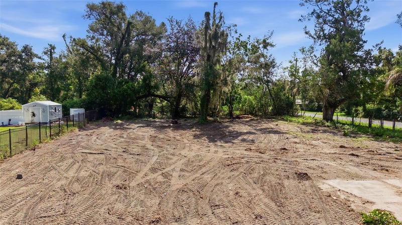39211 Jarvis St, Dade City, FL 33523